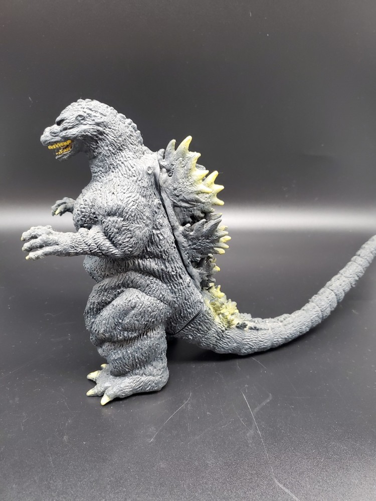 Godzilla Bandai Real Action Figure