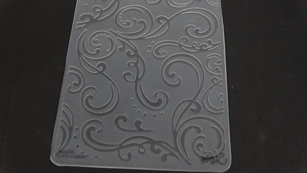 Sizzix Embossing Folder Swirling & Dots