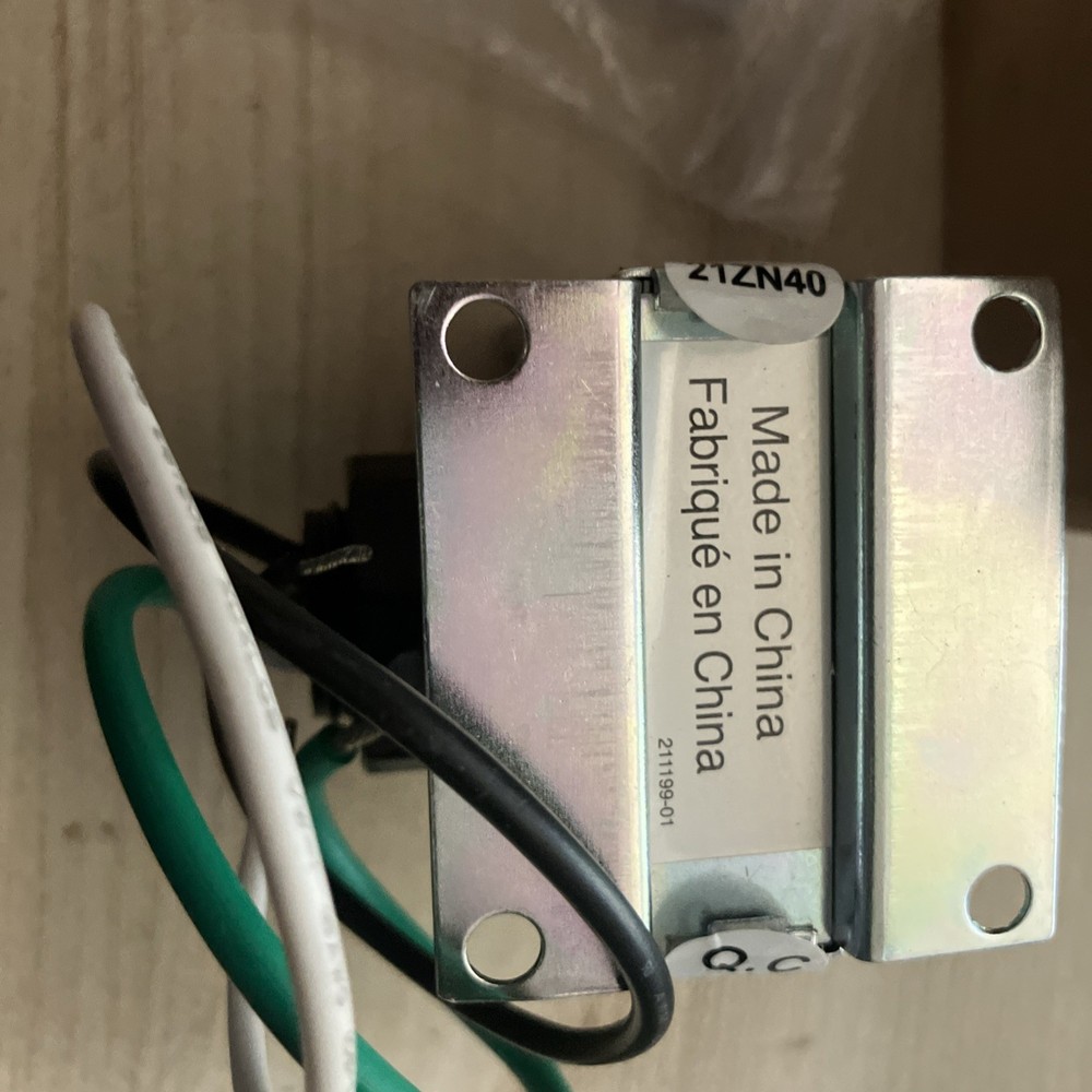 Intertek Model 122 AC Transformer New UL/CSA Certified Class 2-3 21zn40 button