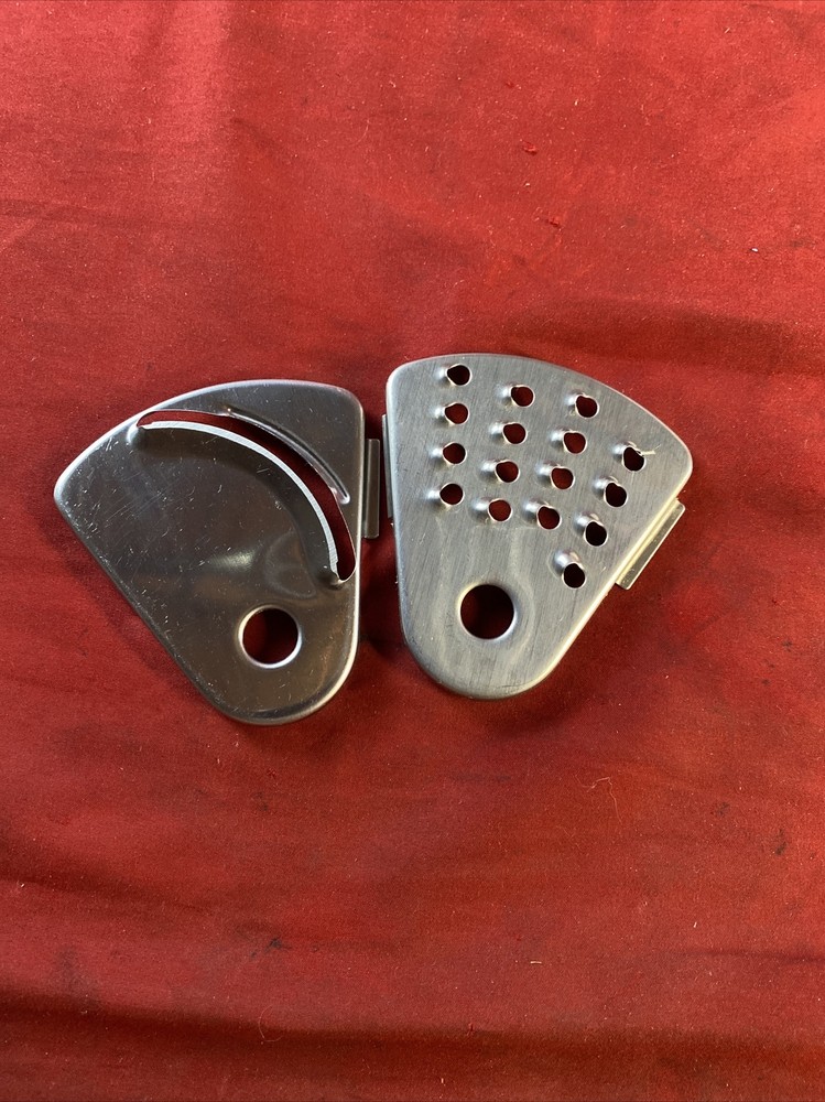 Crofton Deluxe 6-Cup Food Processor (XB9018) - In Box