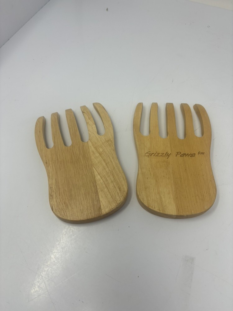 Grizzly Paws Wooden Salad & Pasta Server Claws, Serving Kitchen Tool
