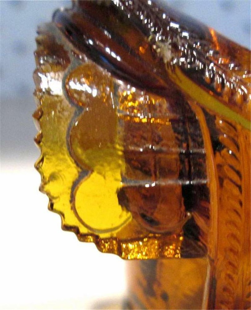 Amber Saddle Toothpick Holder