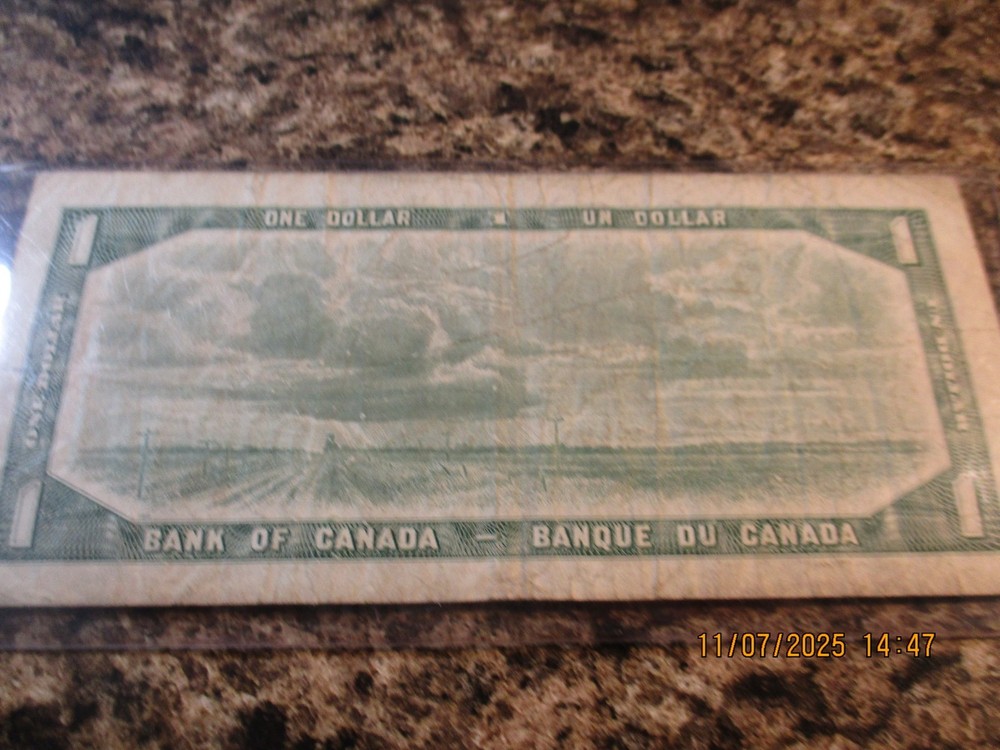 1954 CANADA $1 DOLLAR NOTE 055
