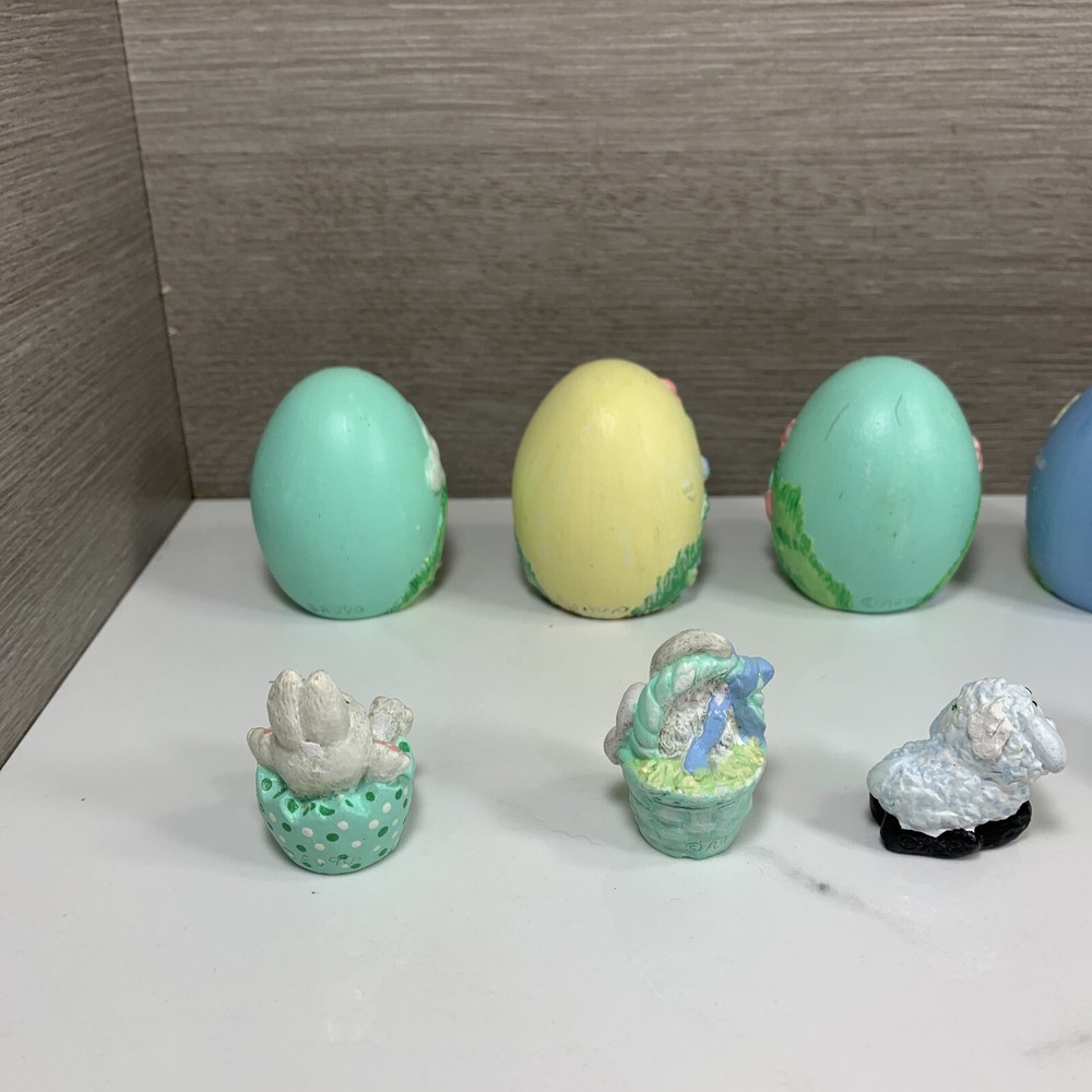 Vtg 1990 CHALKWARE DECORATED EASTER EGG and SMALL FIGURINES AU Painted Decor