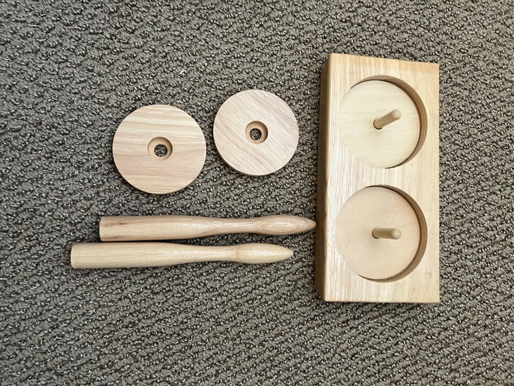 Double Yarn Ball Holder