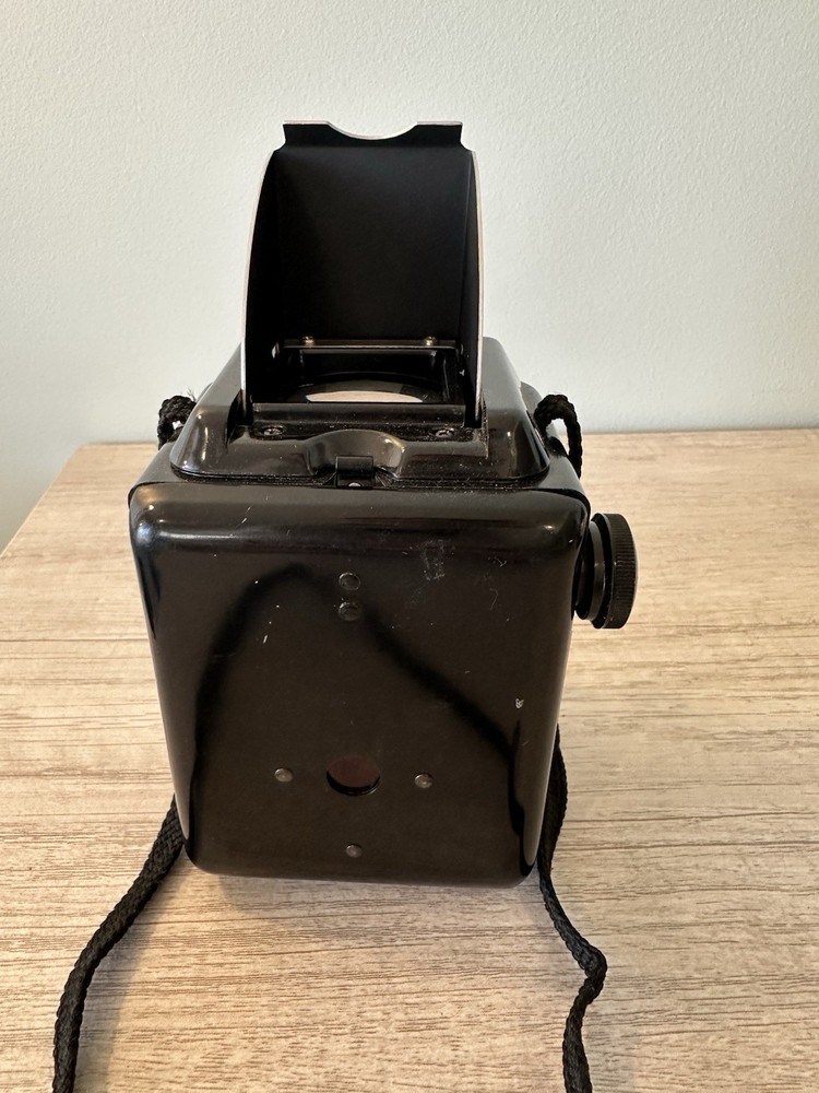 Vintage Argus Seventy-Five Camera With Strap & Flash Attachment Untested