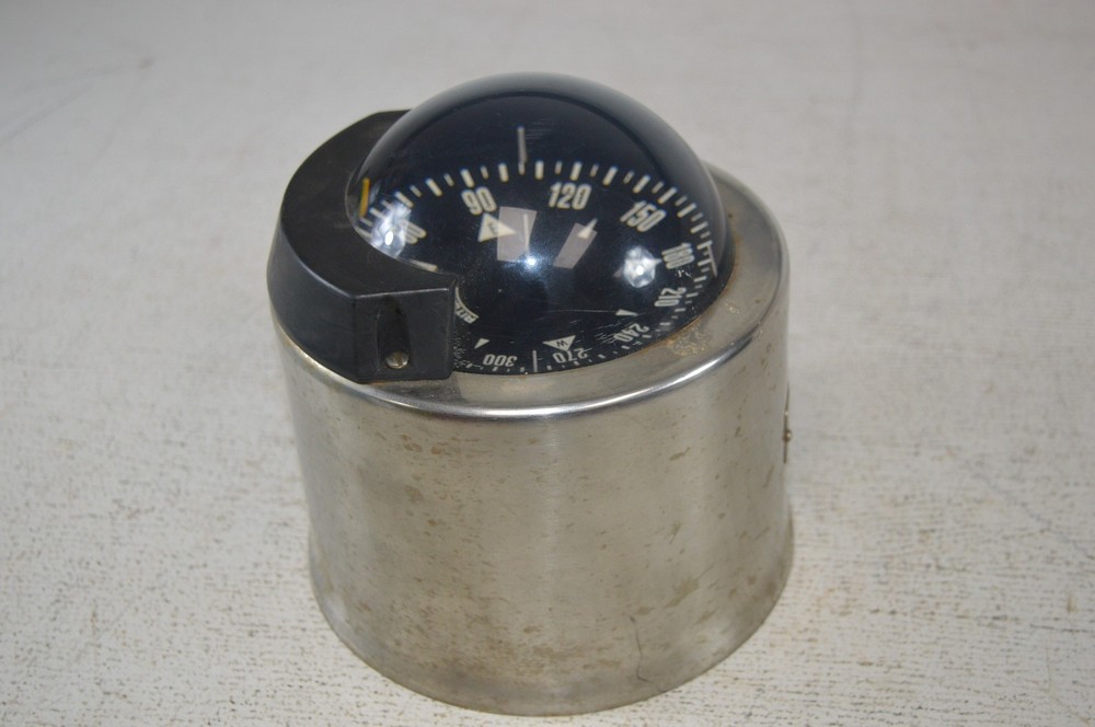 Ritchie Globemaster Compass