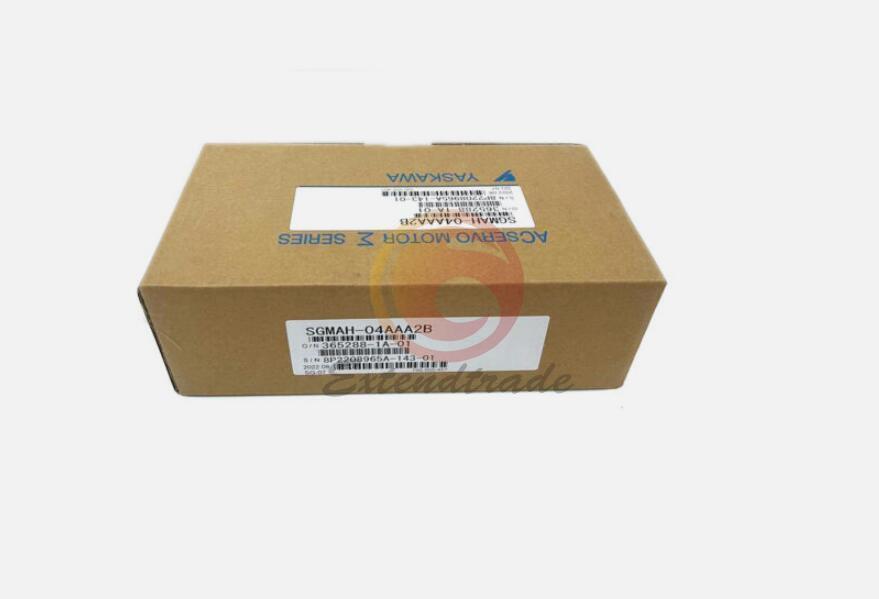 ONE NEW Yaskawa servo Motor SGMAH-04AAA2B