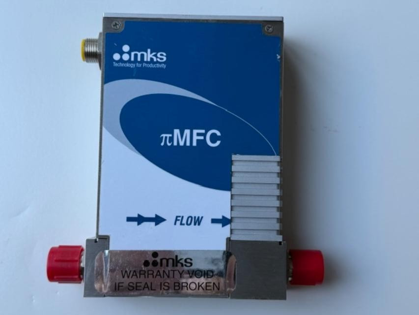 MKS MASS FLOW CONTROLLER GAS N2 RANGE 500 SCCM