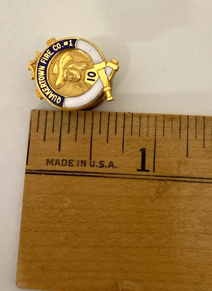 Vintage Quakertown Fire Co Emblem (U1)