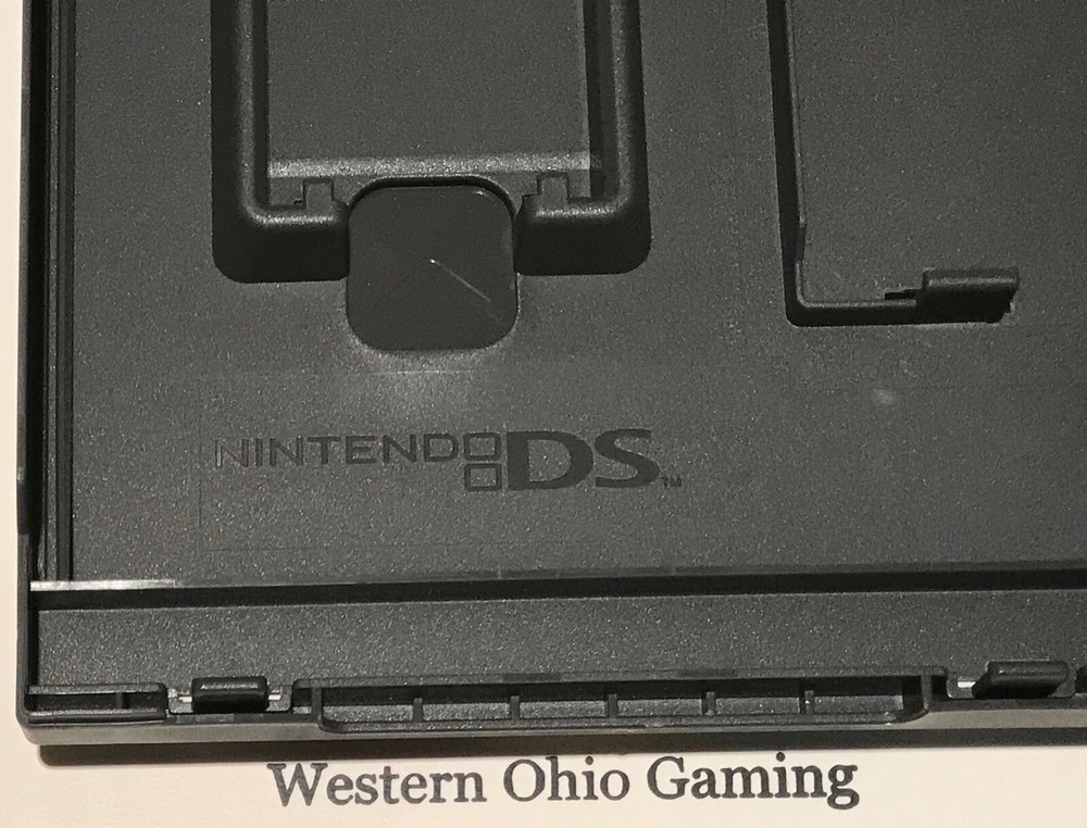 EMPTY Bust-A-Move DS (Nintendo DS, 2005) CASE AND INSTRUCTIONS ONLY