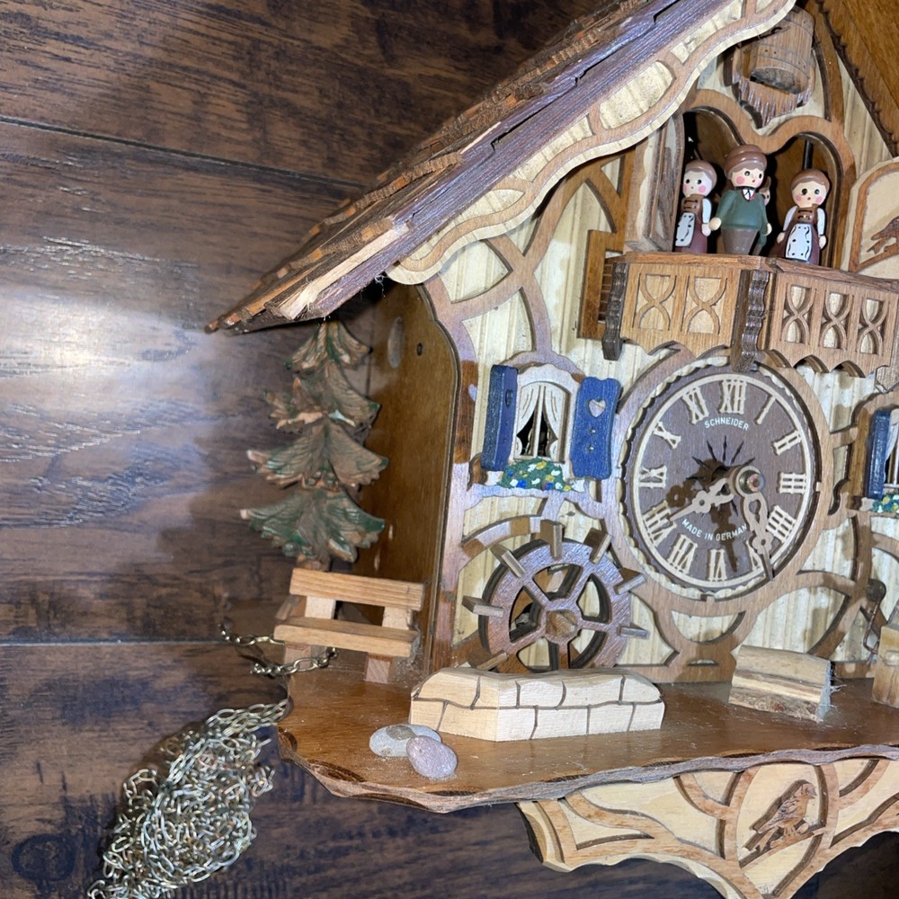 Cuckoo Clock 8 Day Schneider Germany Untested