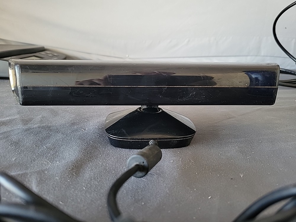 Microsoft Kinect Sensor for XBox 360