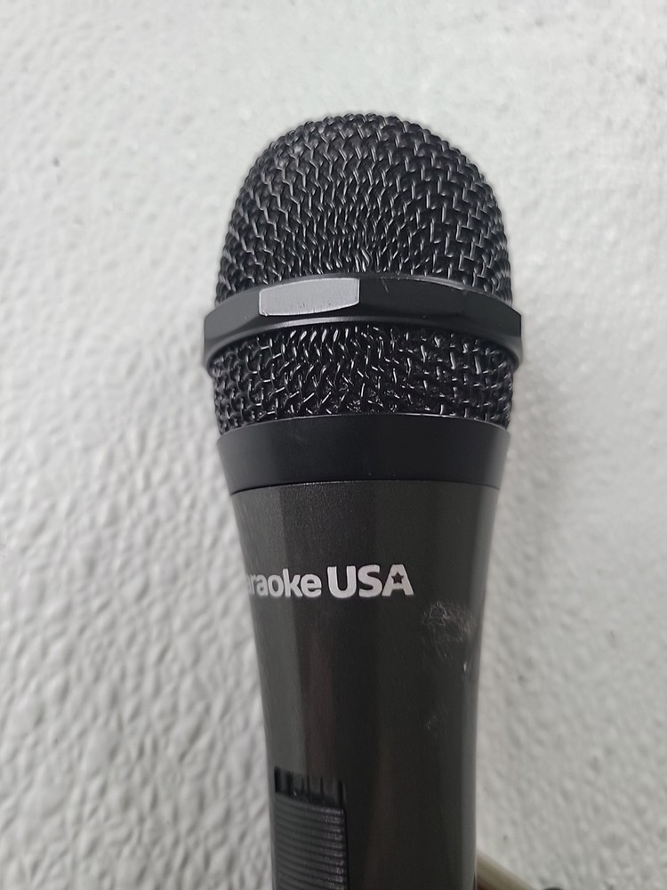 karaoke USA microphone A76
