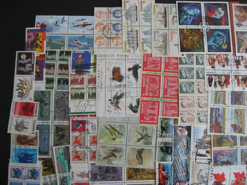Canada elusive all different? triple size U complete se-tenant prs,blocks,strips