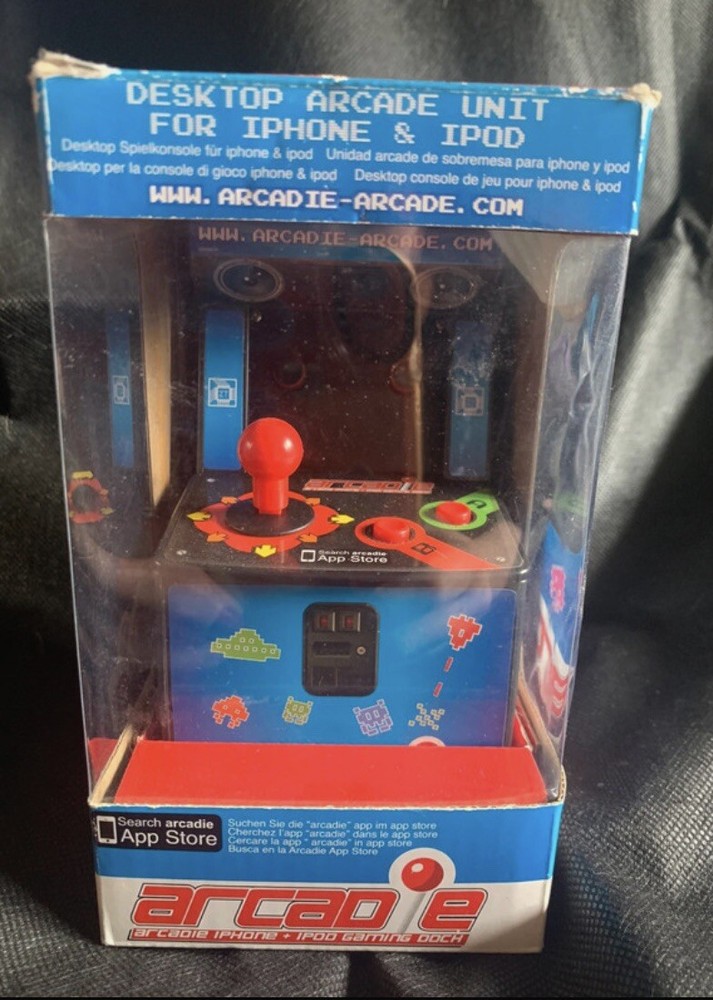 Vintage iPod/iPhone Mini Gaming