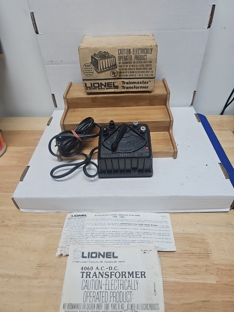 Lionel Trainmaster Transformer 4060 A.C-D.C ORIGINAL BOX, PAPERWORK.