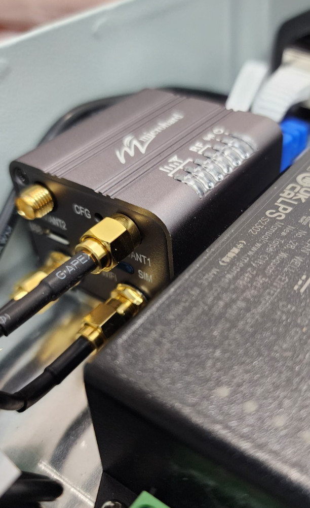 Microhard Systems WEV100 100-240V Wireless EV Gateway 1.8A