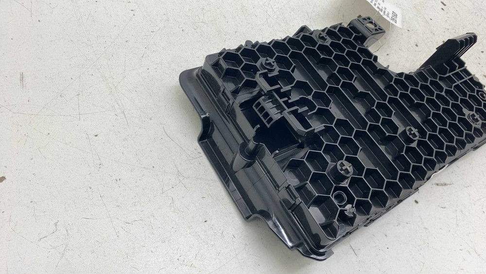 ⭕ 20-24 Model Y Front Left Frunk Low Voltage Body Controller Module 1497847-10-D