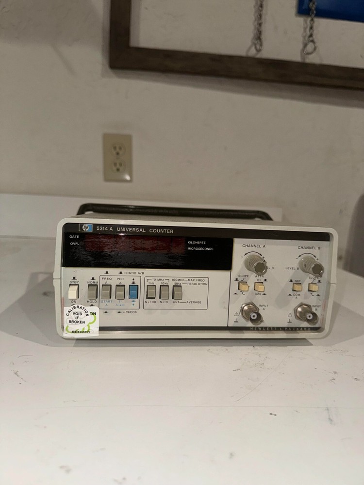 HP 5314 A universal counter