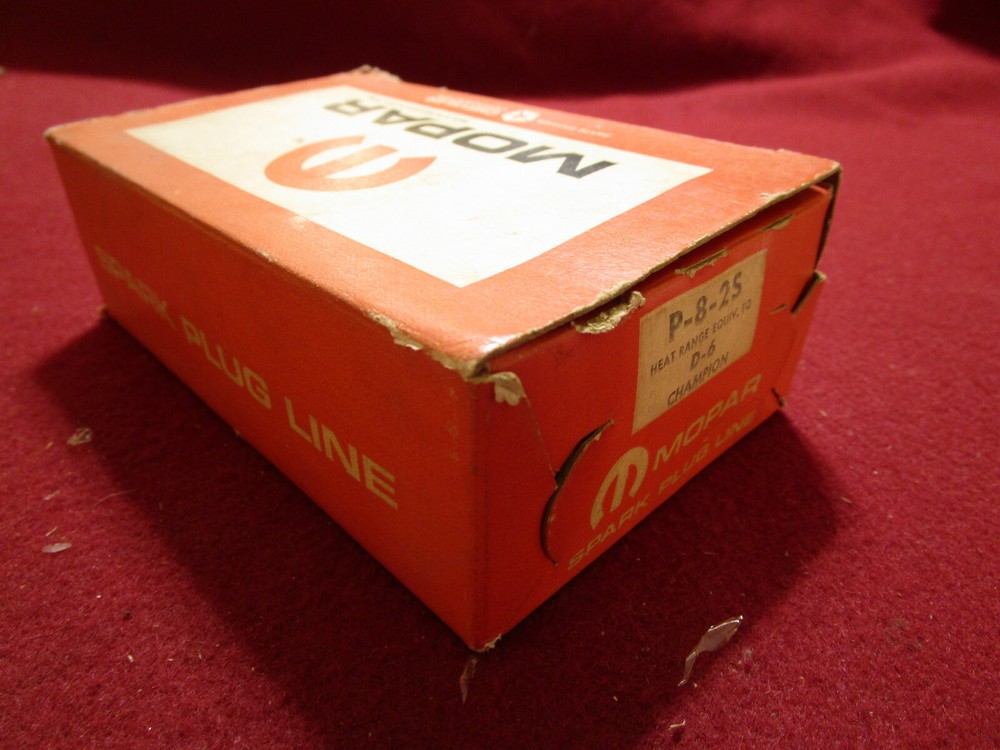 Freightliner & Case: MOPAR Spark Plugs; P-8-2S; Same as Champion D-6