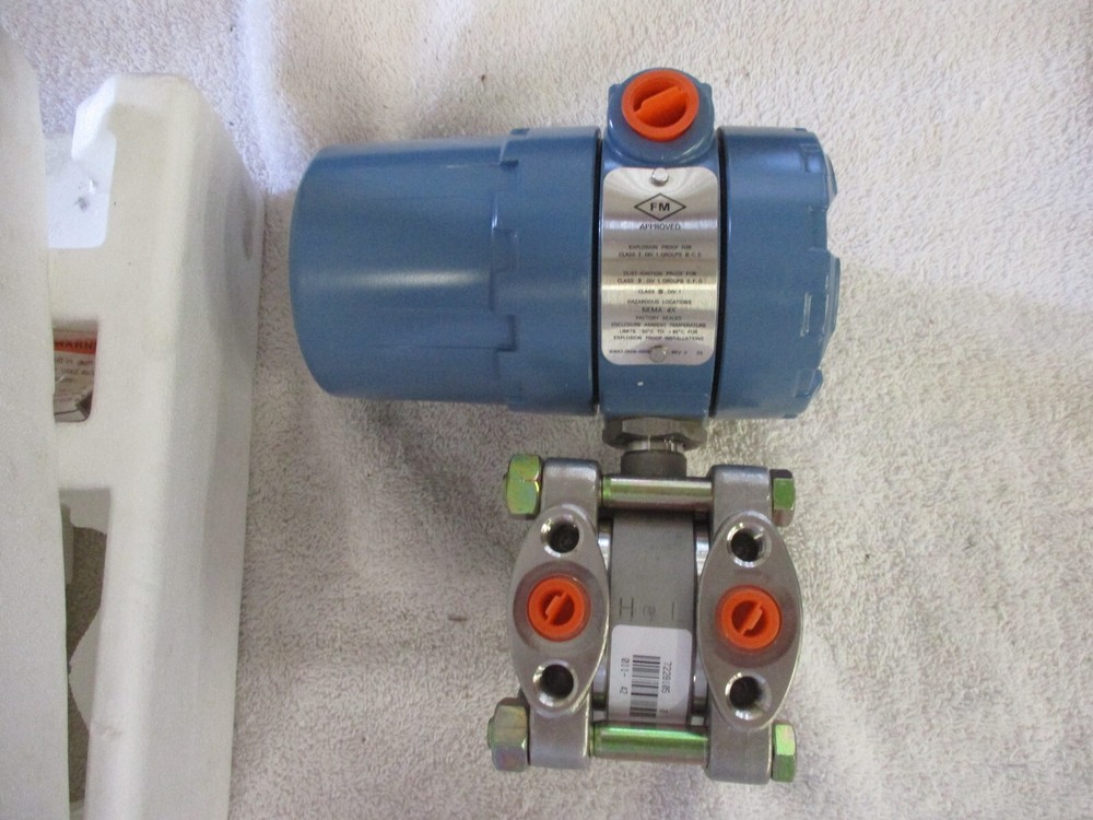 NIB ROSEMOUNT Pressure Transmitter 1151DP4S22M1