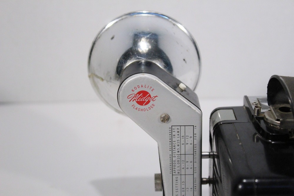 Kodak Brownie Hawkeye Camera Flash Model w/flash attachment - UNTESTED