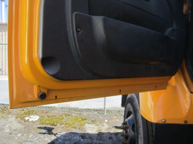 For 2014 INTERNATIONAL 7500 2008-2018 DOOR ASSEMBLY Left , MD
