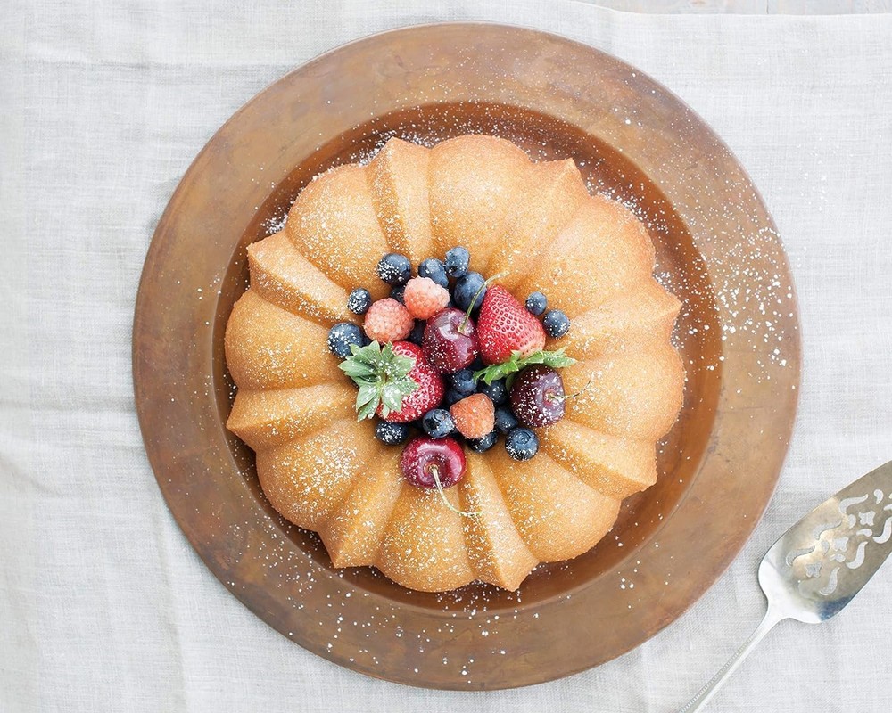 Bundt, 12-Cup, Silver