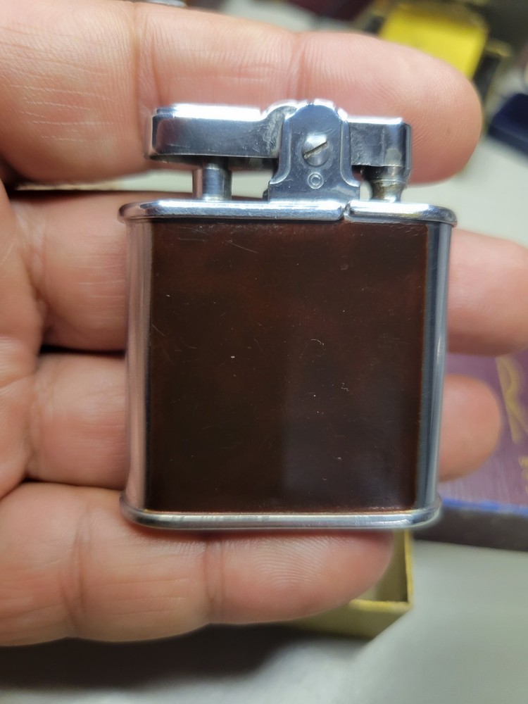 Vintage 1941's Ronson Whirlwind Lighter Brown Original Box (WORKING)