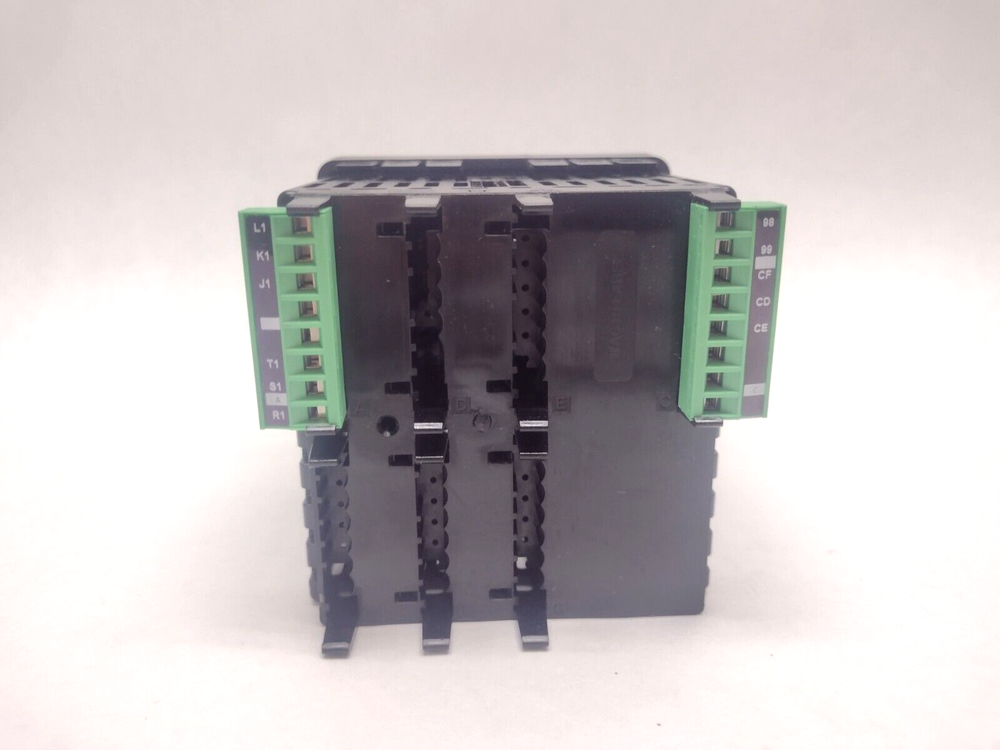 Watlow PM4C1EA-AAAABAA EZ-Zone Dual Channel Controller