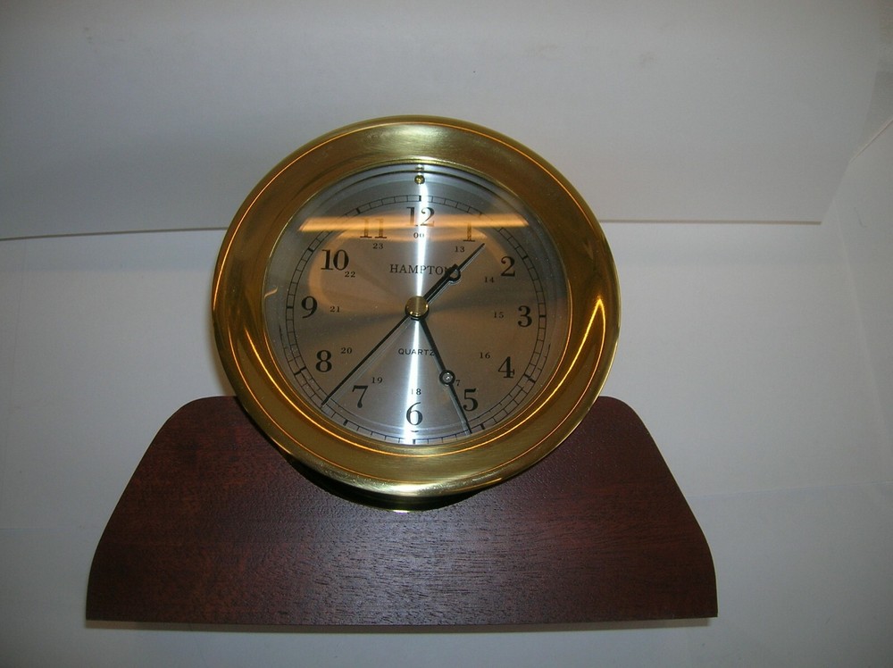 HAMPTON SHIP'S SOLID BRASS QUARTZ 4" FACE CLOCK WITH BASE. LOT # 24730