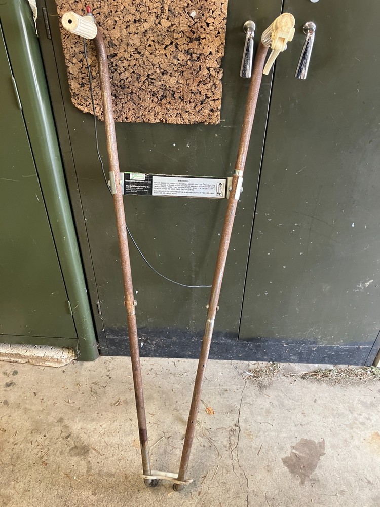 Mantis Tiller Handlebars with Grips.Throttle Cable,Kill switch, Carrying Handle