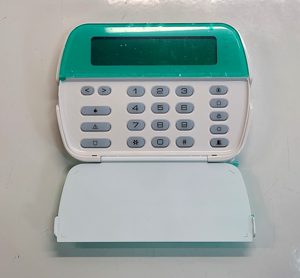 DSC PK5500 PowerSeries 64-Zone LCD Full-Message Keypad