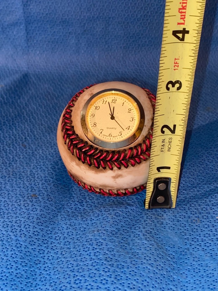 SS Sarna Baseball Desk Clock