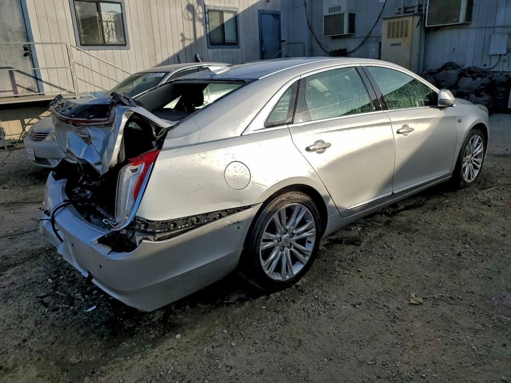 DISPLAY AND CONTROL PANEL OEM 16-19 CADILLAC XTS 1YR WRNTY