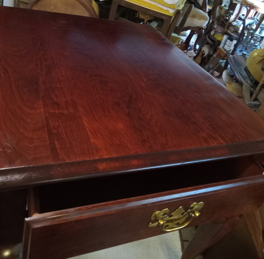 Cherry End Table / Side Table (ET7819)