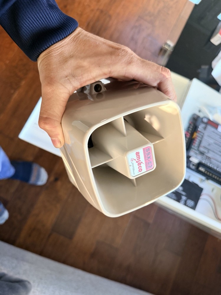 BOSH B8512G iP Intrusion/Fire Alarm Access System Complete System