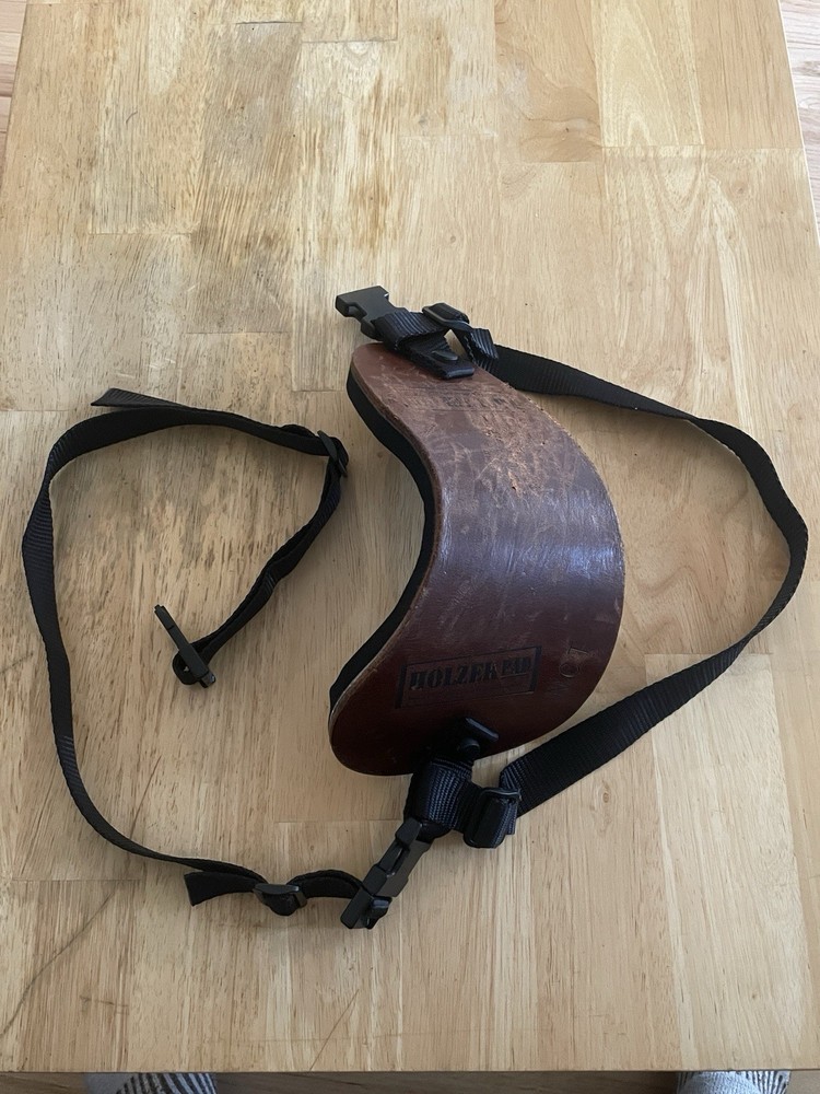 Holzer Handheld Camera Shoulder Pad for Professional Camera Operators