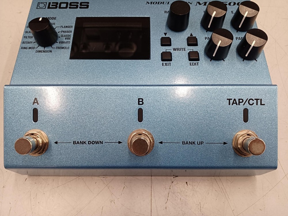 BOSS MD-500 Modulation Multi-Effects Processor Stereo MIDI Digital Guitar Pedal