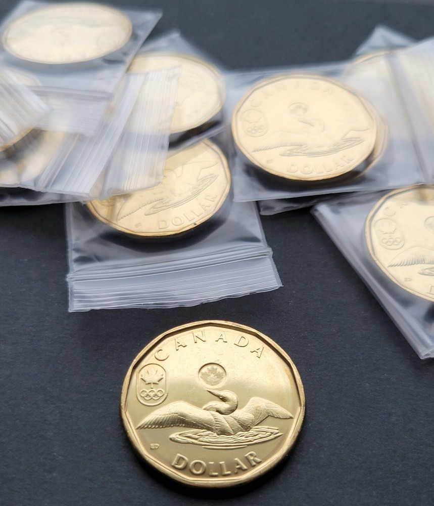 *** CANADA  LUCKY  LOONIE  2012  *** FROM  MINT  ROLL ***