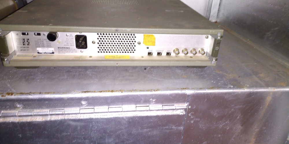 Aglent Keysight HP Hewlett Packard 5328a universal Frequency counter