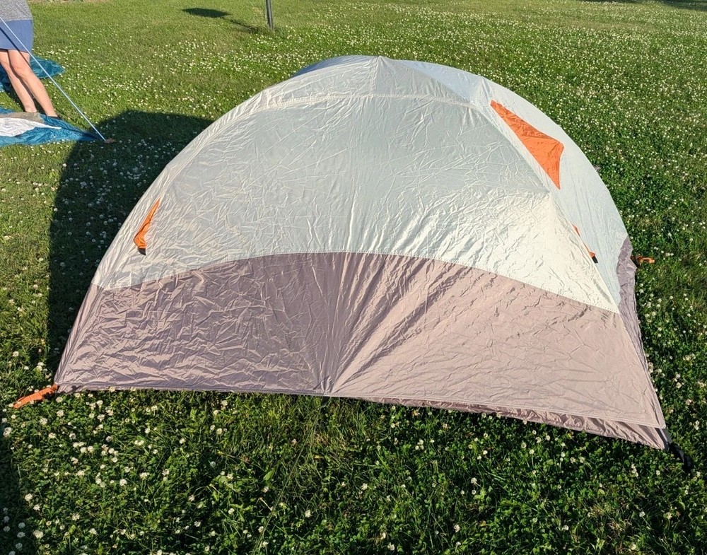 Kelty Scheels Classic 2 tent