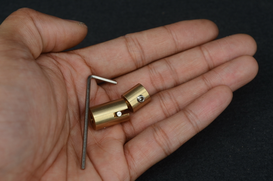 5mm *4mm  universal joint couplings