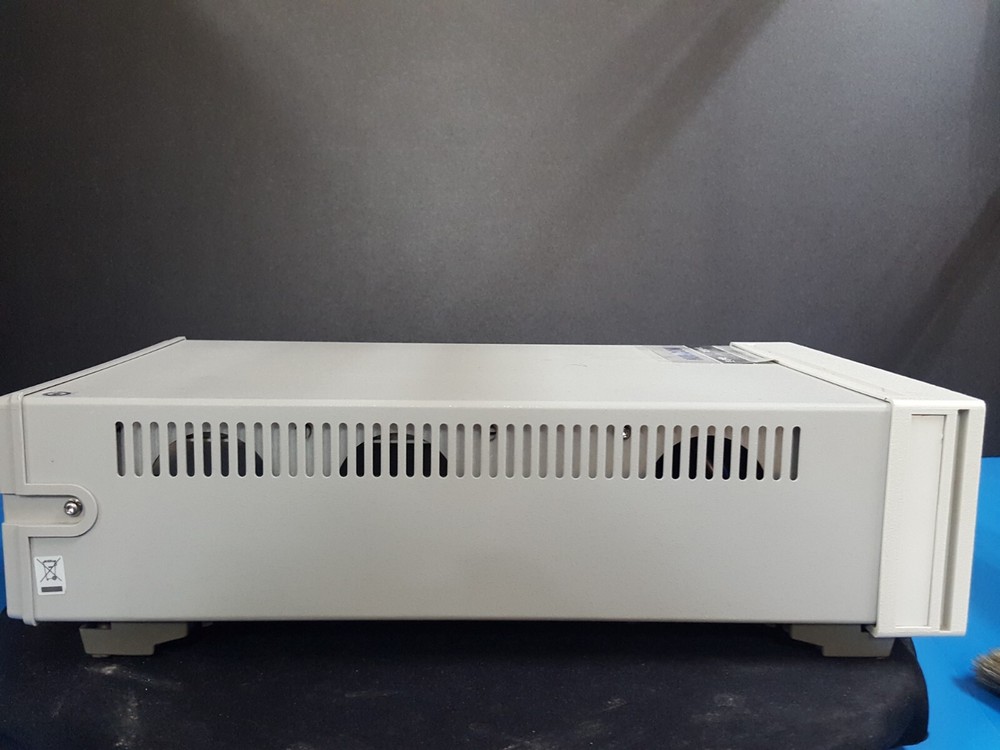 Agilent 3499B: Switch / Control System Main Frame (1355)