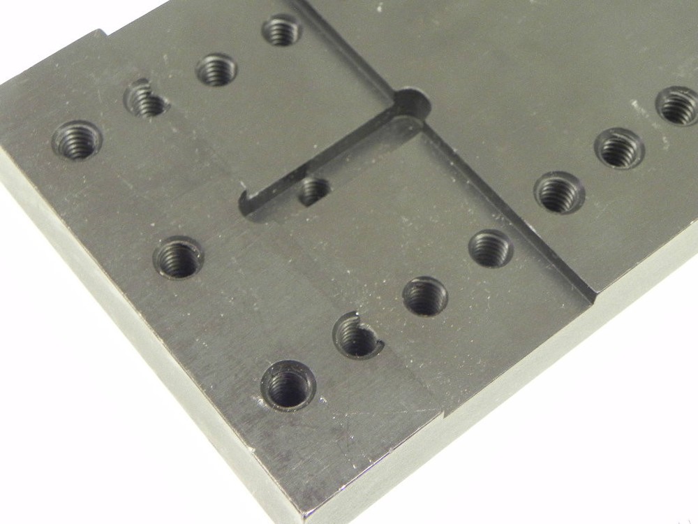 Newport UMB 8.75 Mounting Base