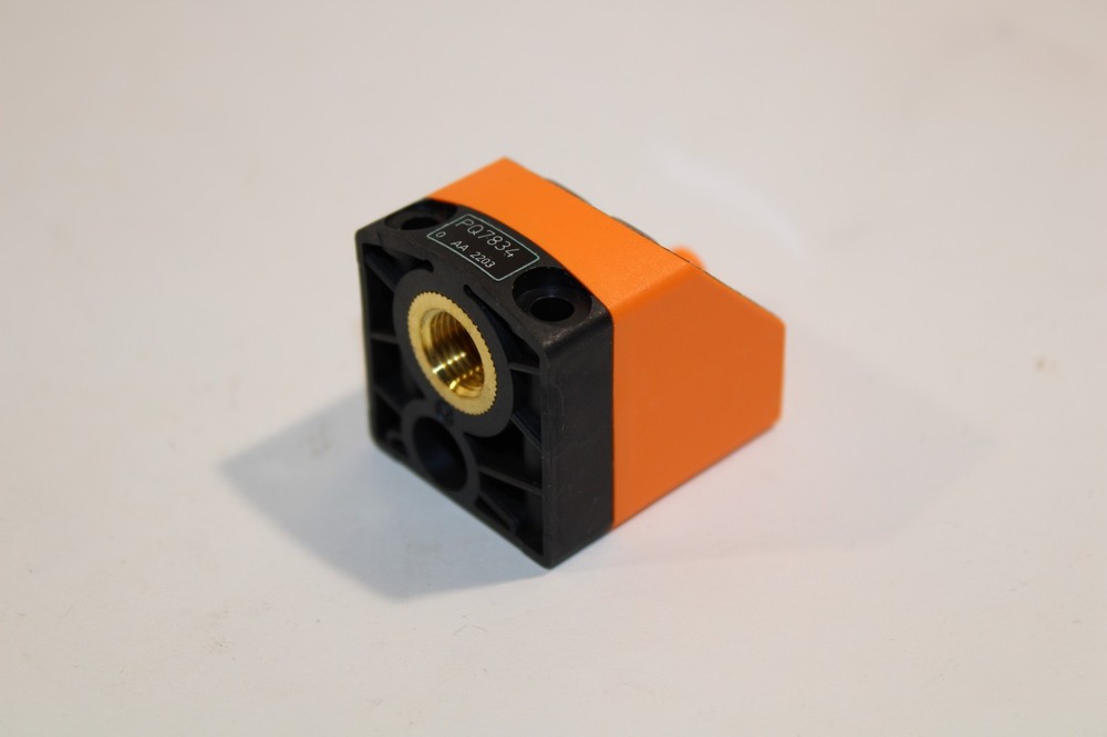 IFM PQ7834 Pressure Sensor NEW