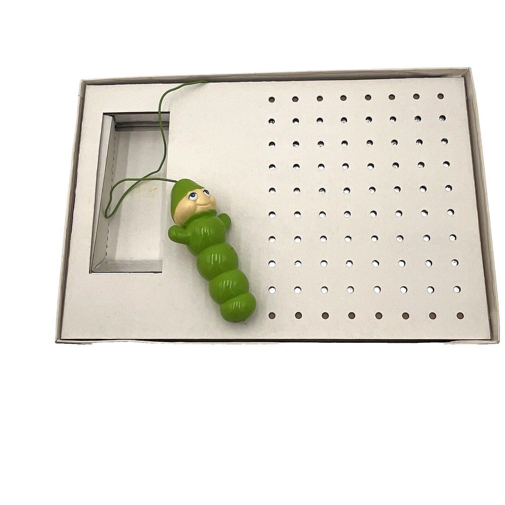 VINTAGE Milton Bradley light & learn game - Glo Worm 1985 Complete Untested