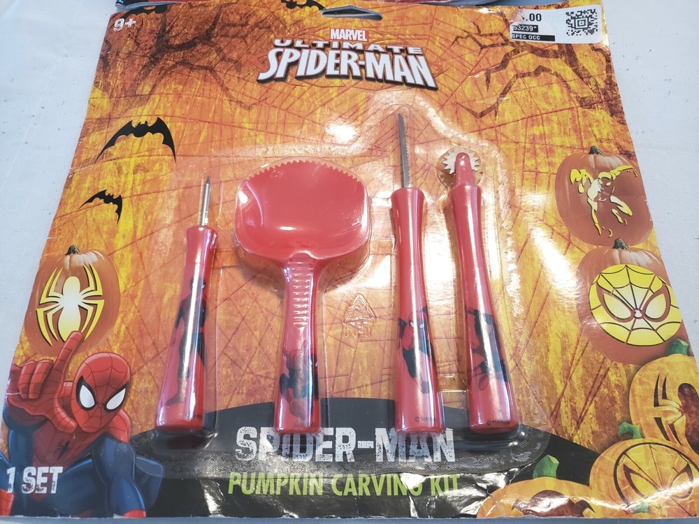 Halloween Marvel Spiderman Ultimate Pumpkin Carving Sets X2