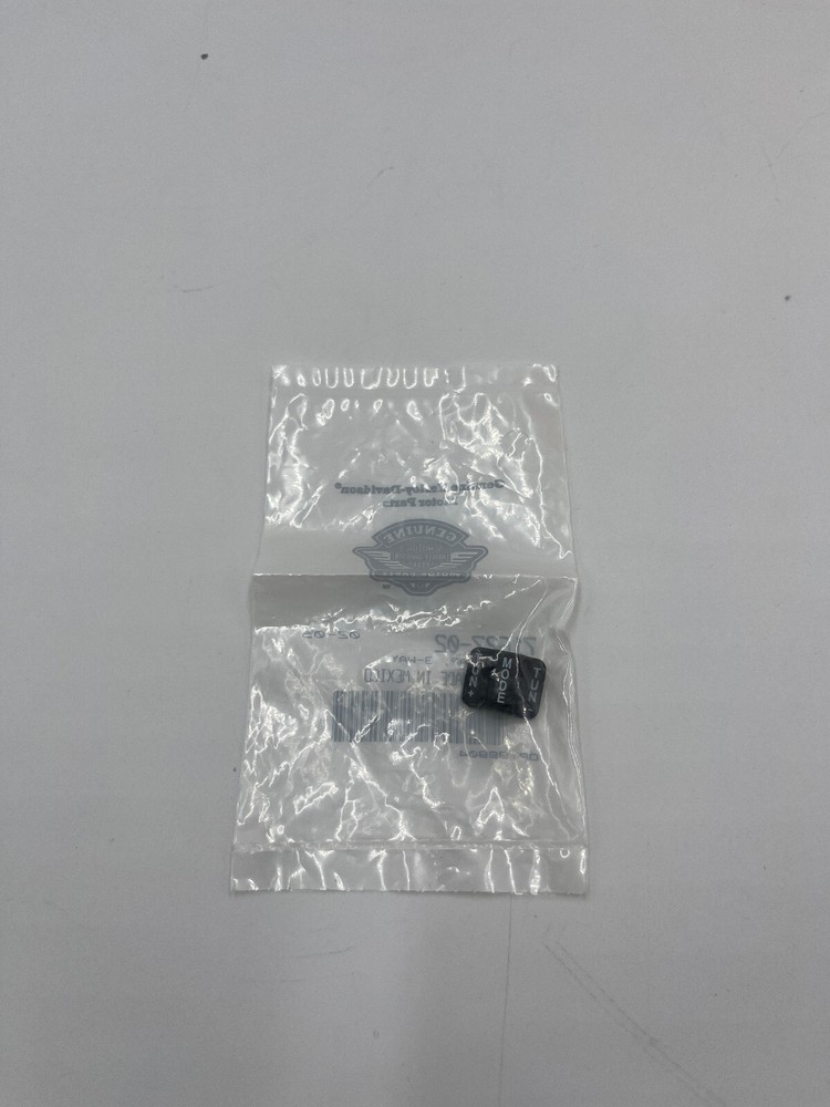 Harley-Davidson 3-Way Switch Cap - Part # 71627-02